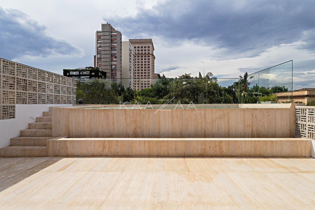 Casa nova contemporânea em rua fechada próxima aos Clubes Pinheiros, Hebraica e Shopping Iguatemi - Foto 3