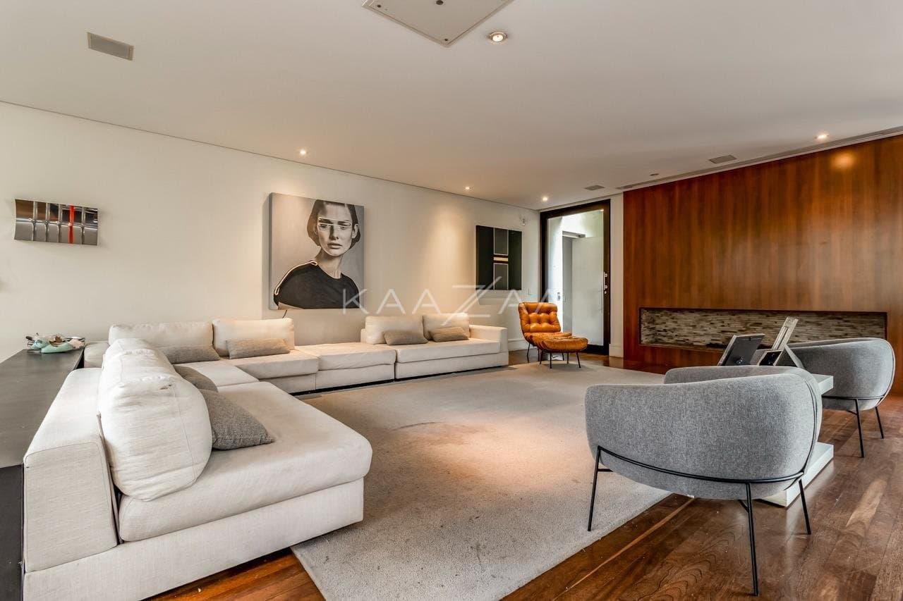 Localização cobiçada e arquitetura contemporânea. Casa extraordinária no Jardim Europa. - Foto 4