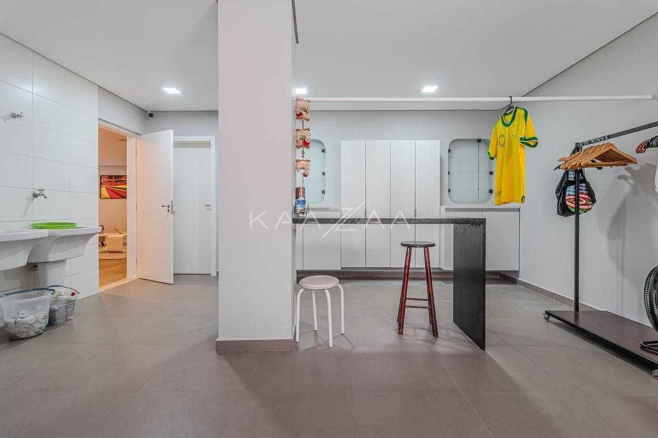 Casa completa em lazer, amplitude e privacidade, com 5 suítes. Em ótima localização na Cidade Jardim. - Foto 101