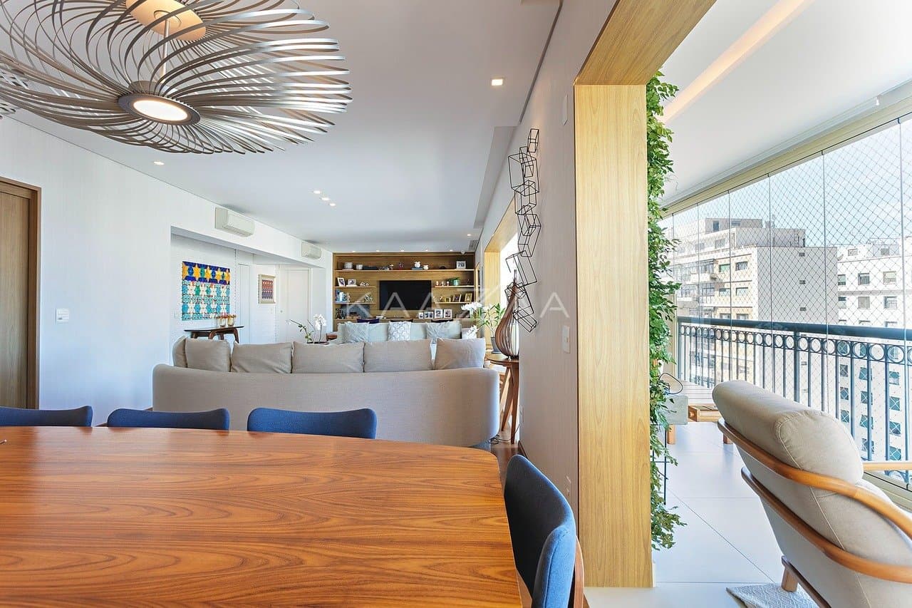 Varanda envidraçada, área gourmet integrada e localização próxima do Ibirapuera - Foto 14