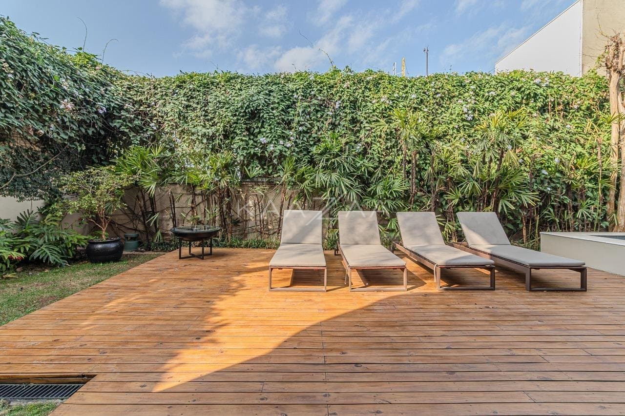 Casa completa em lazer, amplitude e privacidade, com 5 suítes. Em ótima localização na Cidade Jardim. - Foto 2