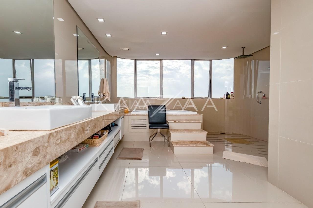 Acabamentos arrojados, rodeados de conforto e lazer, diante de uma vista arrebatadora. Cobertura duplex no Real Parque. - Foto 18