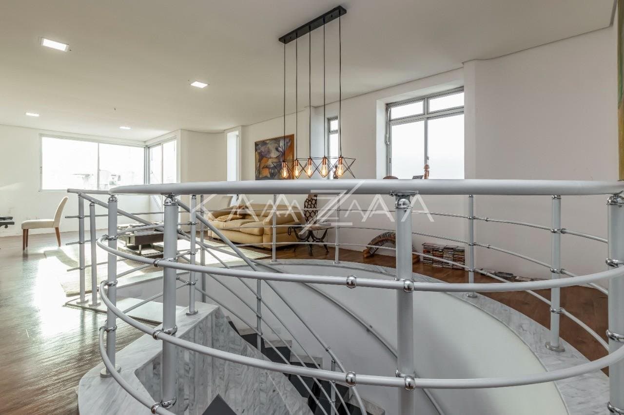 Acabamentos arrojados, rodeados de conforto e lazer, diante de uma vista arrebatadora. Cobertura duplex no Real Parque. - Foto 21