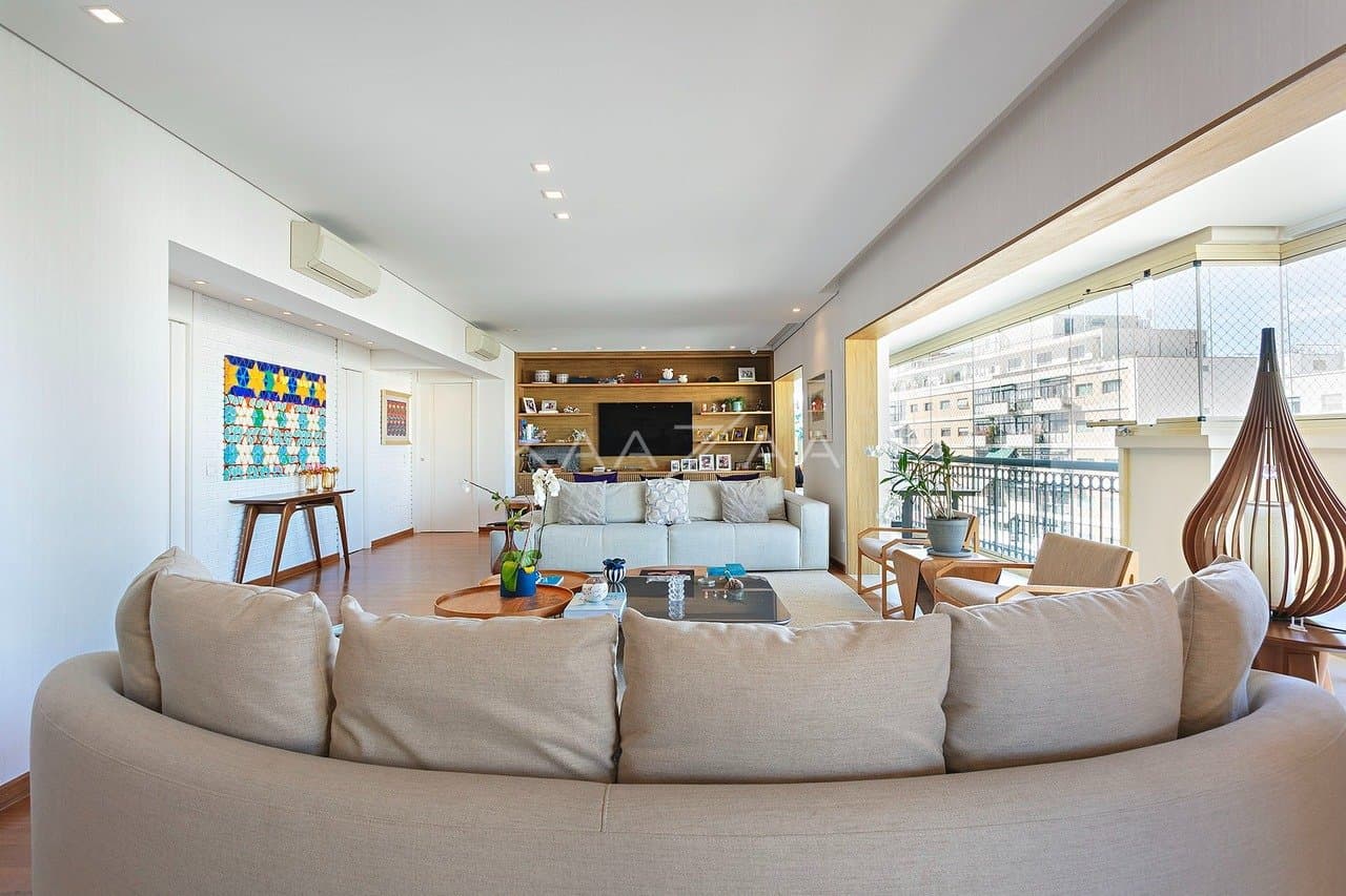 Varanda envidraçada, área gourmet integrada e localização próxima do Ibirapuera - Foto 16