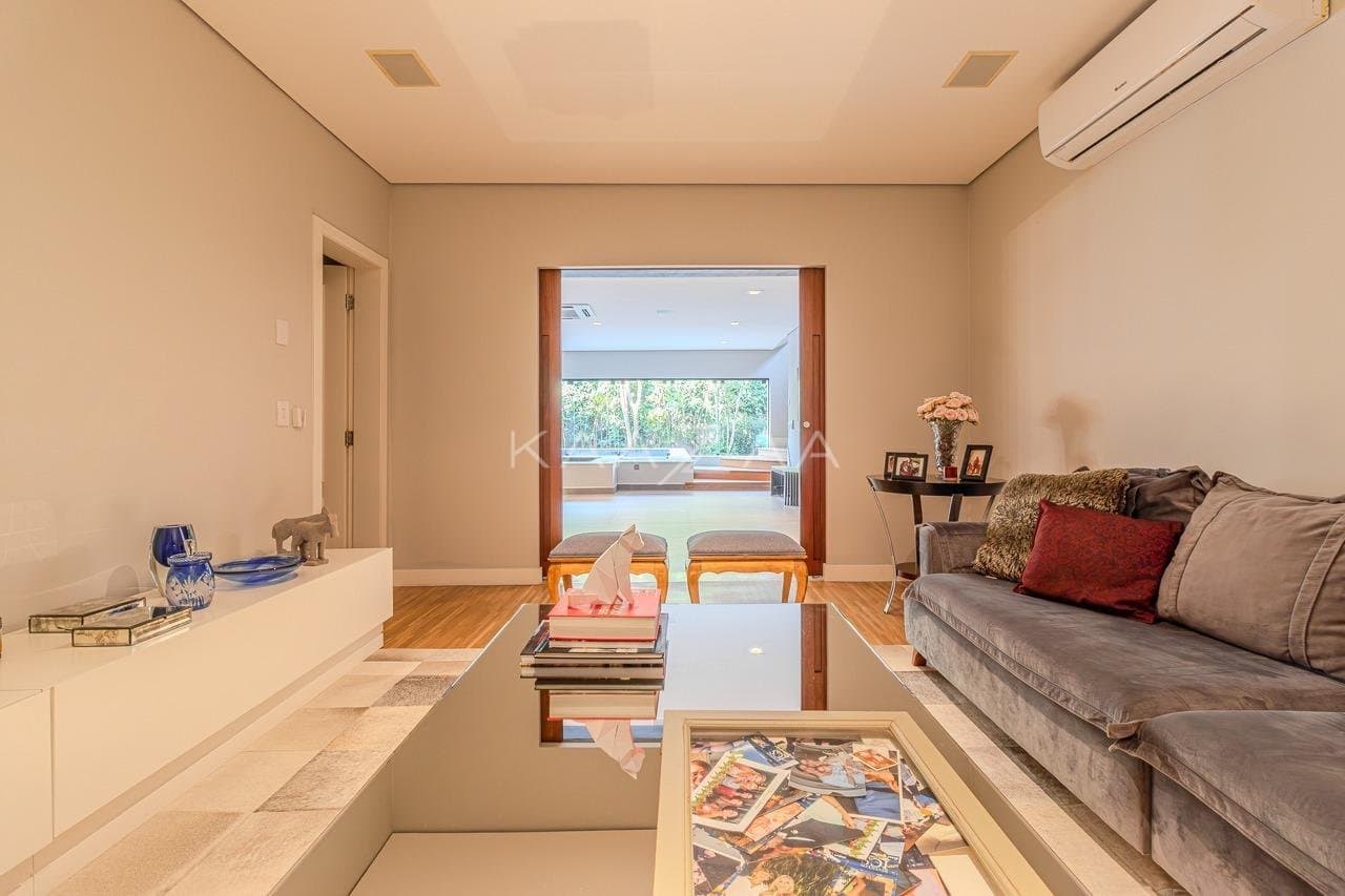 Casa completa em lazer, amplitude e privacidade, com 5 suítes. Em ótima localização na Cidade Jardim. - Foto 53