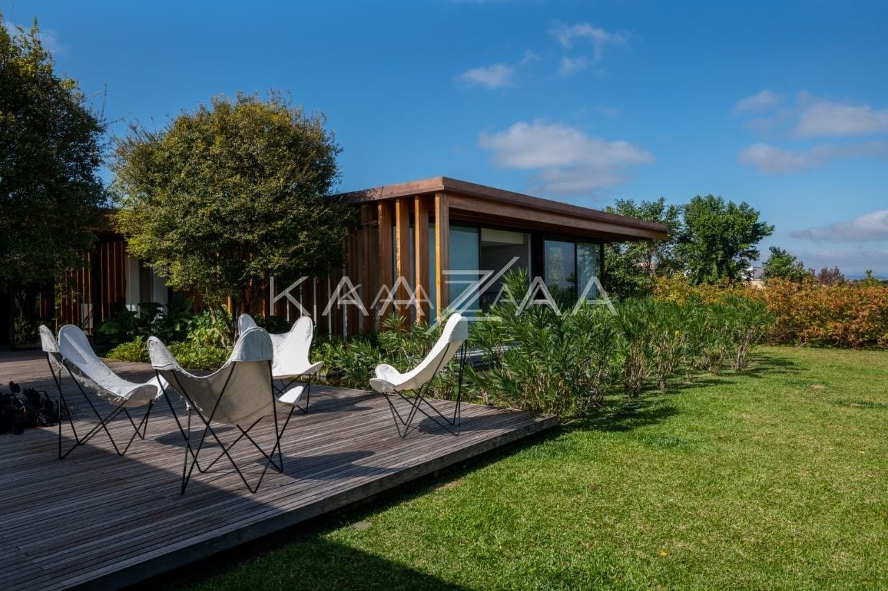 Luz, arquitetura, sofisticação: uma casa modelo na Quinta da Baroneza - Foto 18