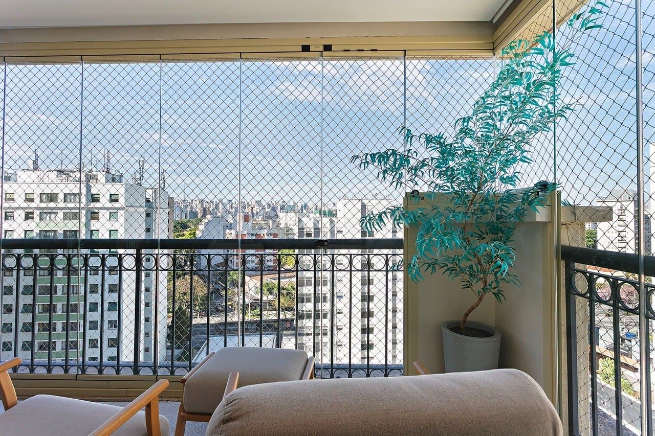 Varanda envidraçada, área gourmet integrada e localização próxima do Ibirapuera - Foto 15