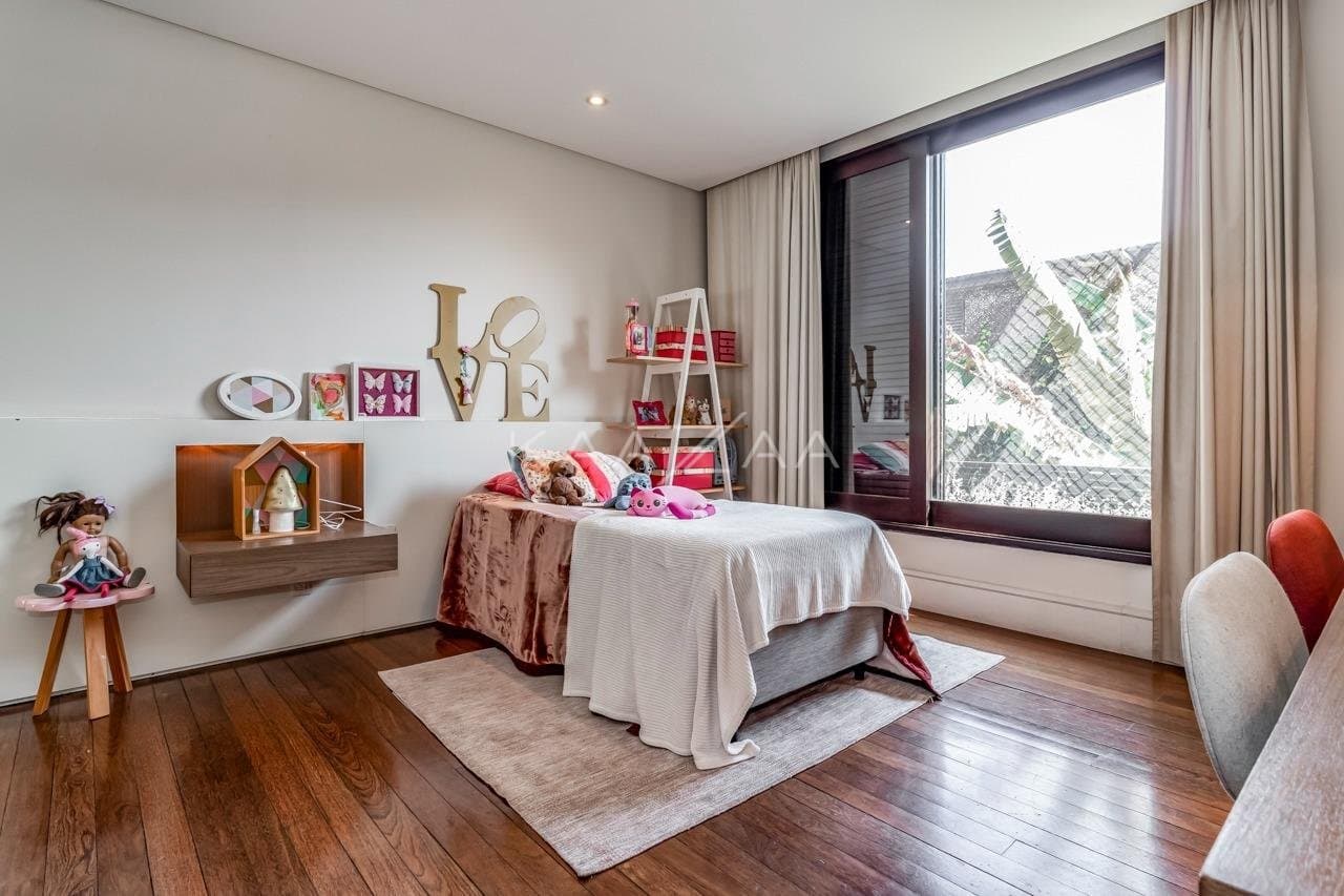 Localização cobiçada e arquitetura contemporânea. Casa extraordinária no Jardim Europa. - Foto 24