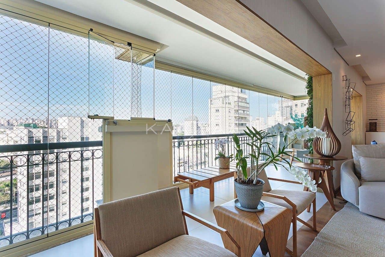 Varanda envidraçada, área gourmet integrada e localização próxima do Ibirapuera - Foto 8