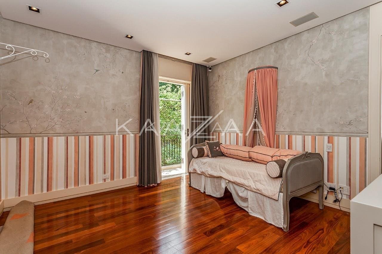 Design clean e acabamentos primorosos nesta casa na Cidade Jardim. - Foto 13