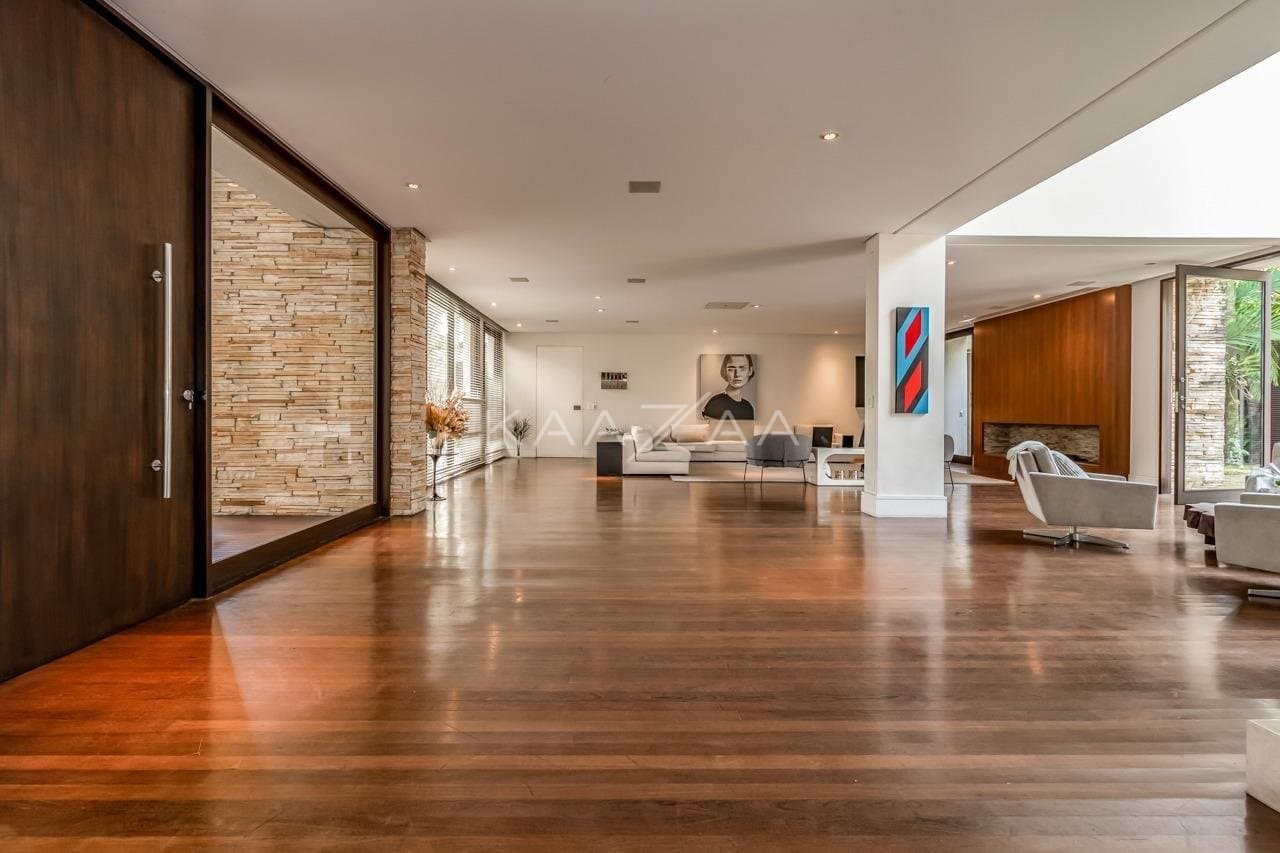 Localização cobiçada e arquitetura contemporânea. Casa extraordinária no Jardim Europa. - Foto 2