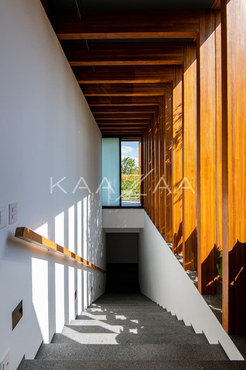 Luz, arquitetura, sofisticação: uma casa modelo na Quinta da Baroneza - Foto 24