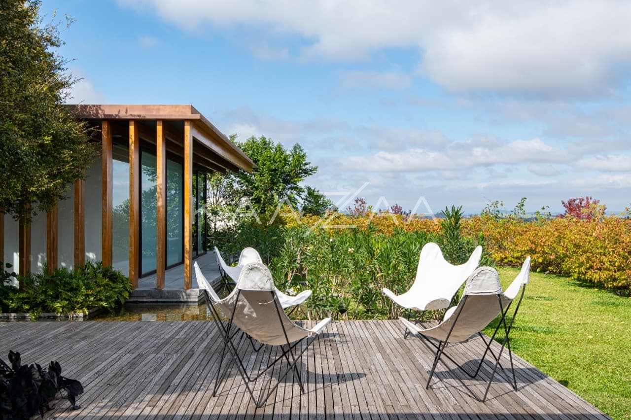 Luz, arquitetura, sofisticação: uma casa modelo na Quinta da Baroneza - Foto 5