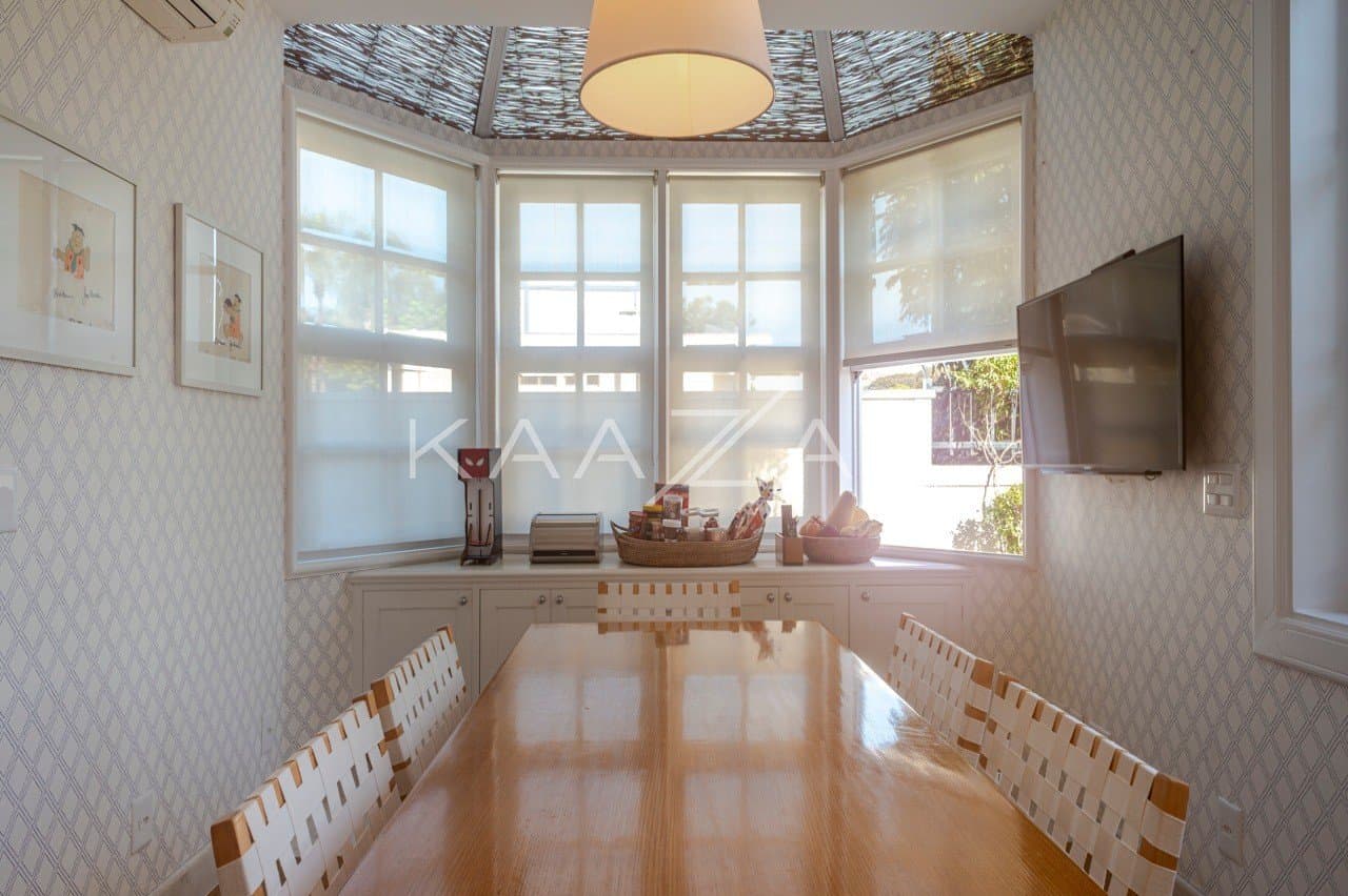 Bela e verdejante. Uma casa que faz sonhar no Jardim Guedala. - Foto 11