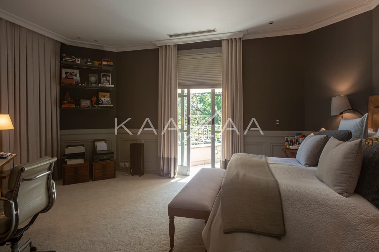 Bela e verdejante. Uma casa que faz sonhar no Jardim Guedala. - Foto 15