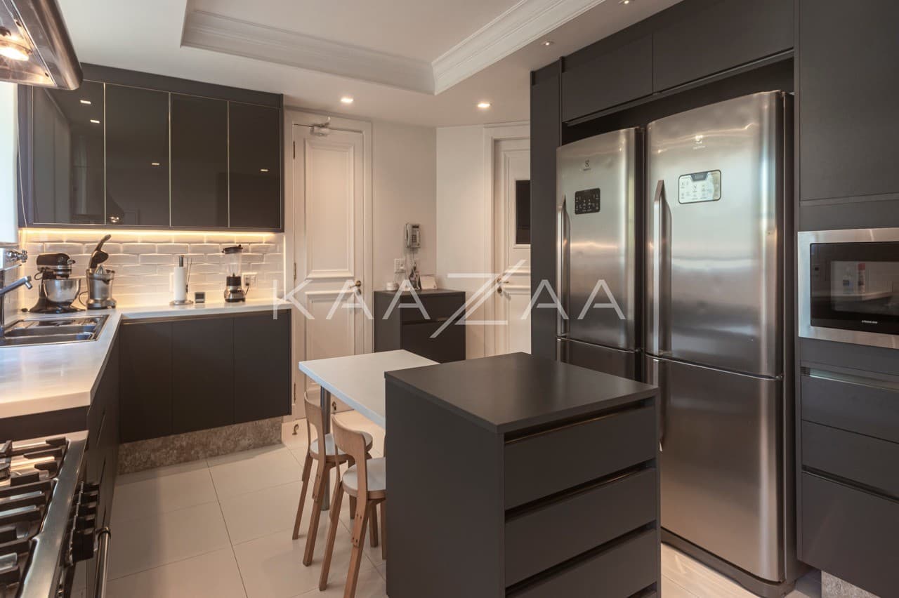 Bela e verdejante. Uma casa que faz sonhar no Jardim Guedala. - Foto 13