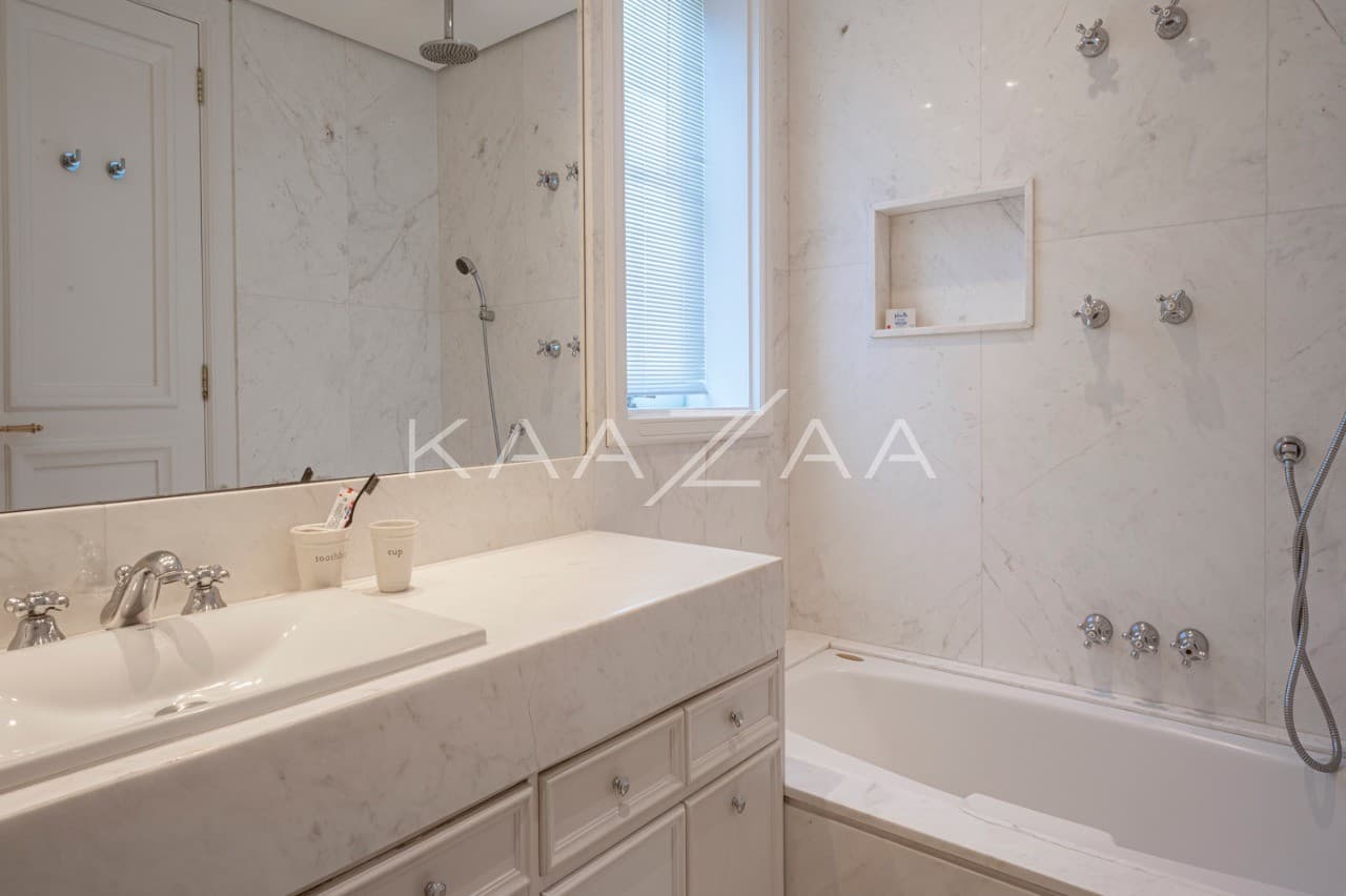 Bela e verdejante. Uma casa que faz sonhar no Jardim Guedala. - Foto 20