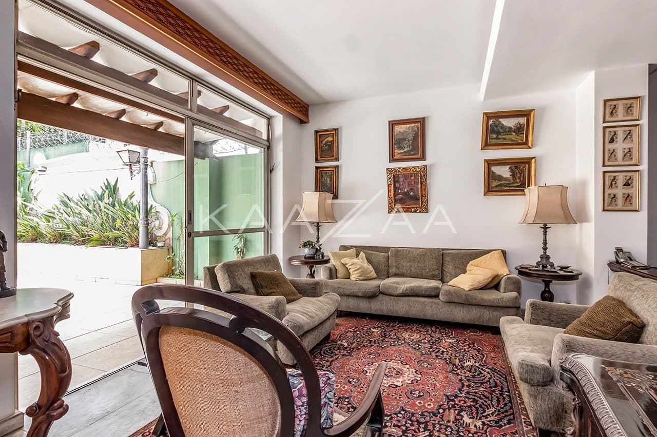 Acesso rápido ao Jardins, Itaim e Pinheiros. Casa em excelente localização no Jardim Europa. - Foto 2