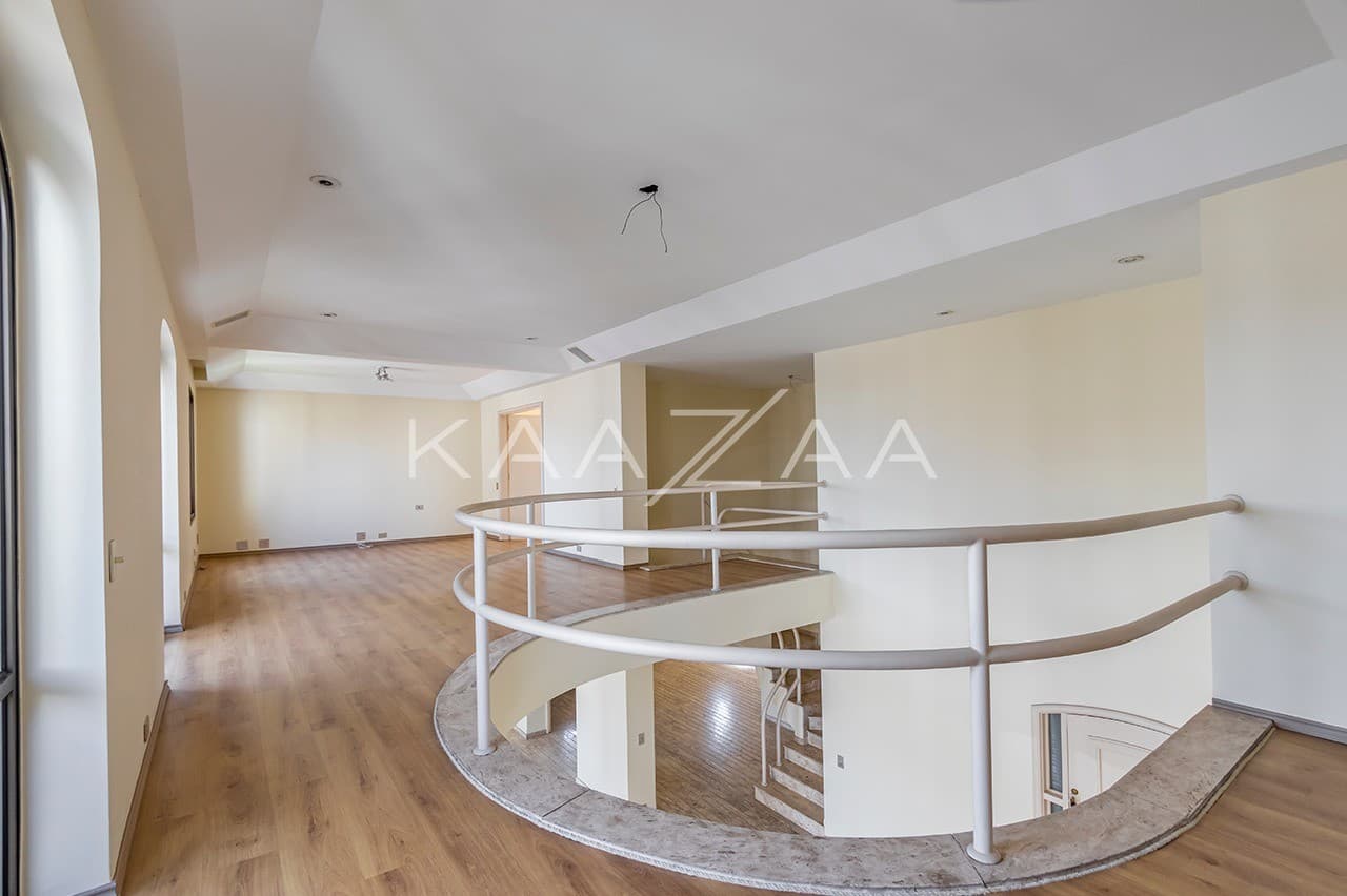 Buscando um imóvel espaçoso nos Jardins? Esse pode ser o ideal. - Foto 11