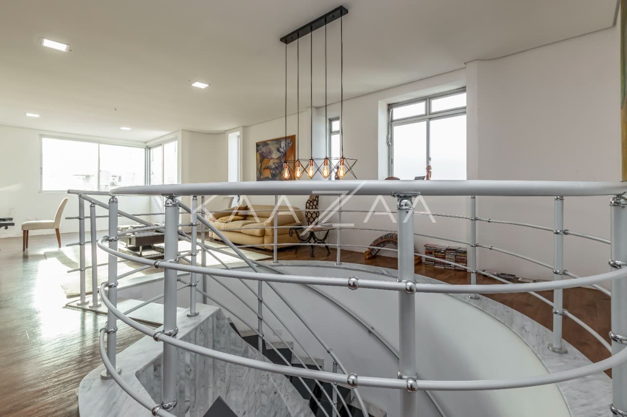 Acabamentos arrojados, rodeados de conforto e lazer, diante de uma vista arrebatadora. Cobertura duplex no Real Parque. - Foto 22