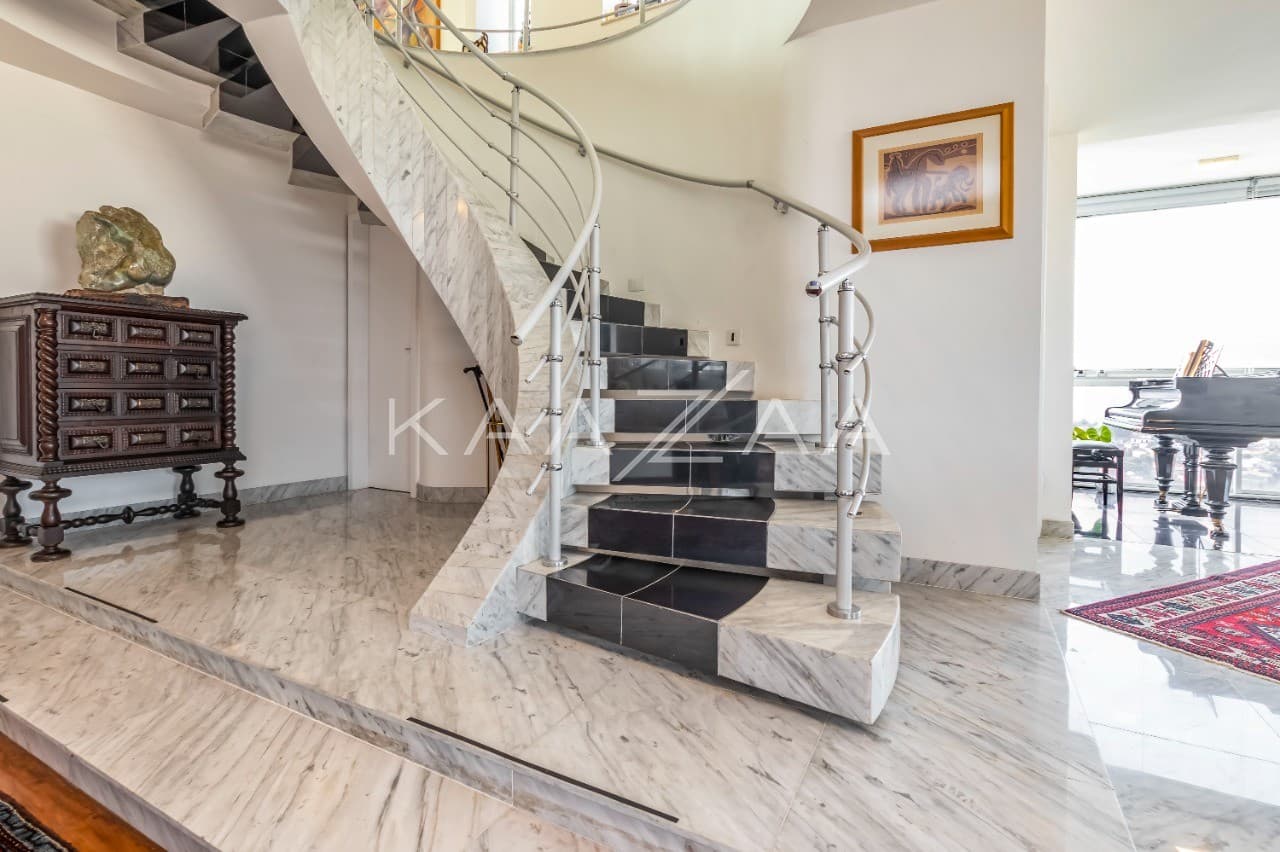 Acabamentos arrojados, rodeados de conforto e lazer, diante de uma vista arrebatadora. Cobertura duplex no Real Parque. - Foto 17