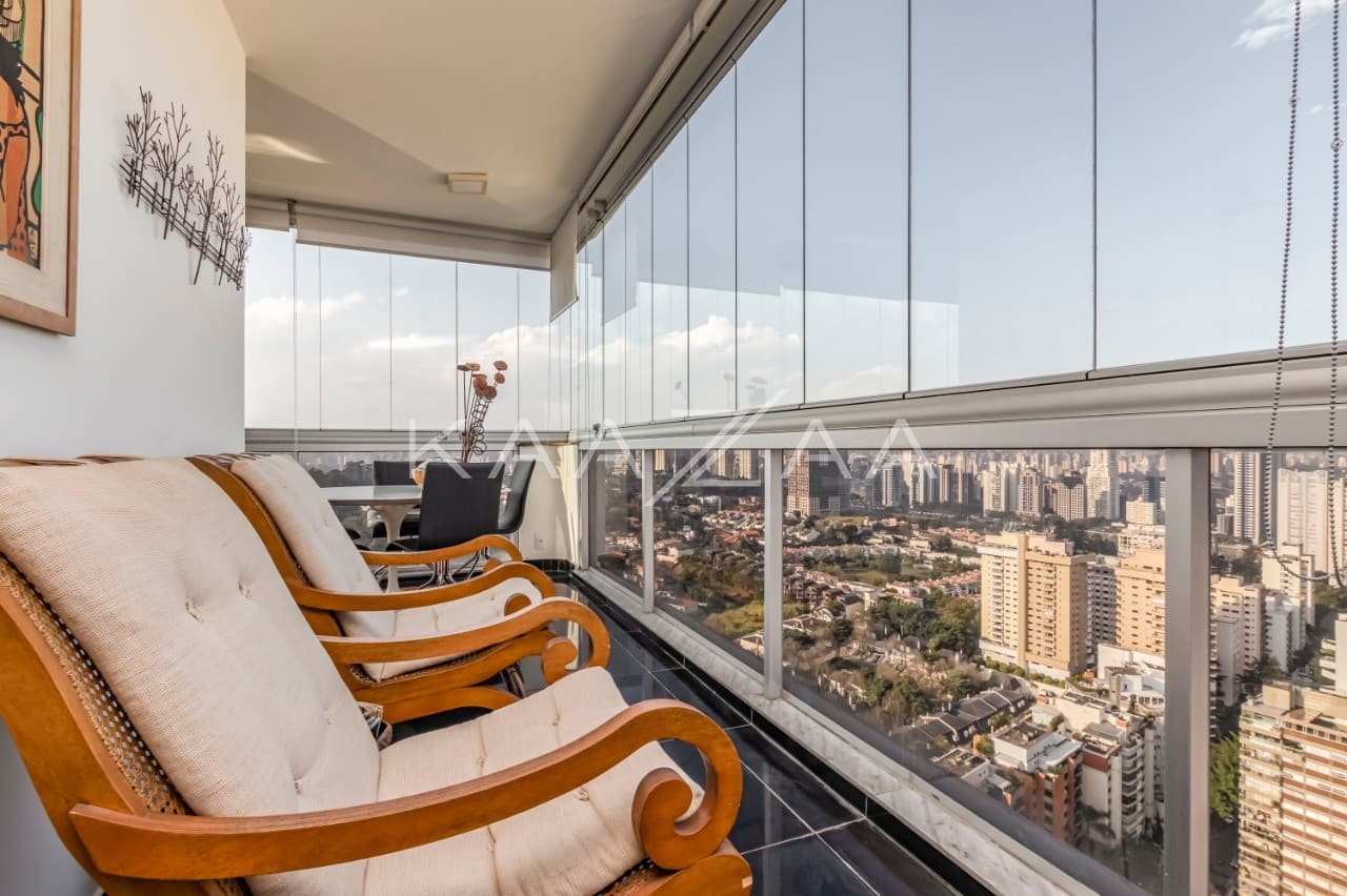 Acabamentos arrojados, rodeados de conforto e lazer, diante de uma vista arrebatadora. Cobertura duplex no Real Parque. - Foto 4