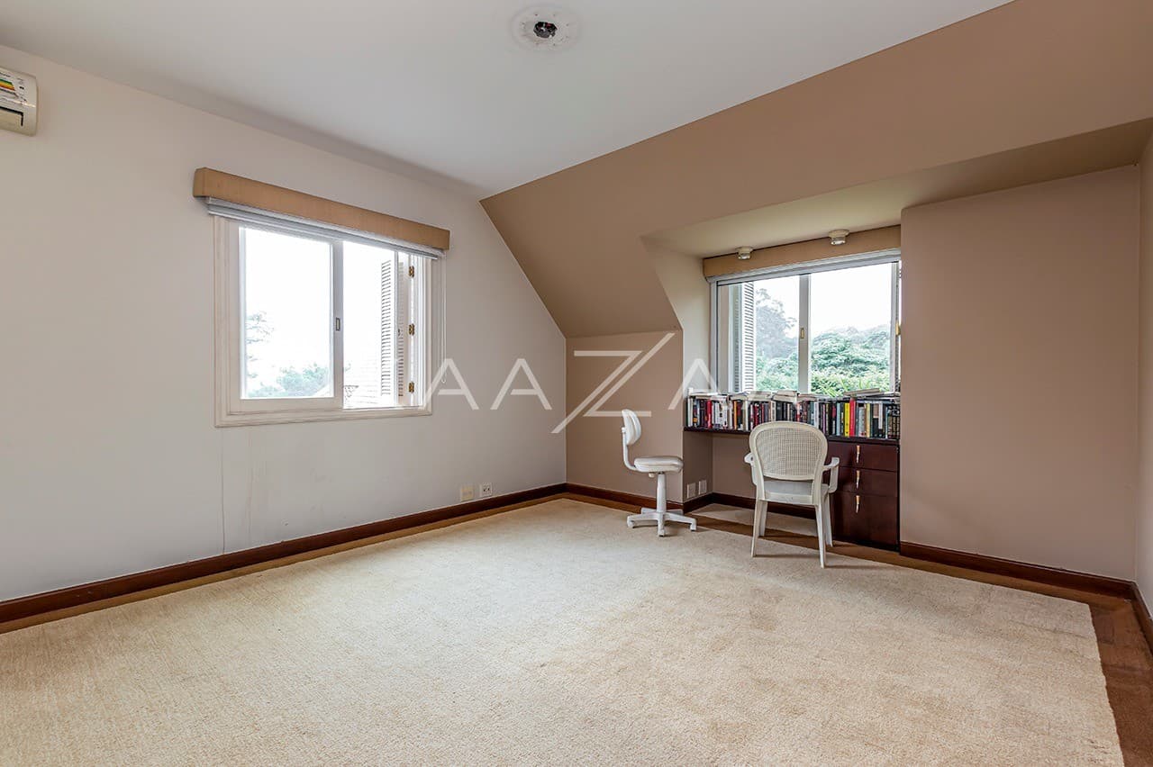 Para esquecer que está em São Paulo. Casa enorme cercada por verde no Real Parque. - Foto 13