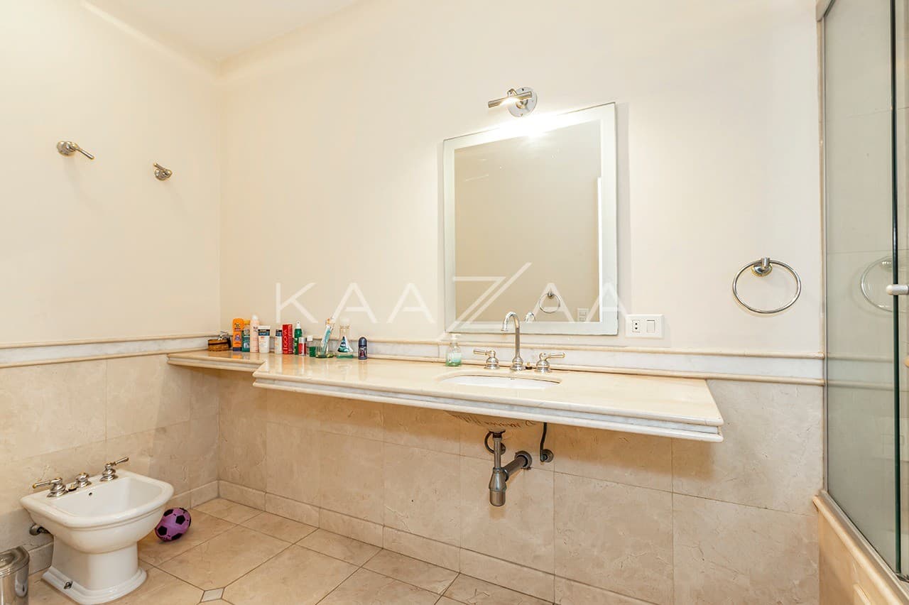 Para esquecer que está em São Paulo. Casa enorme cercada por verde no Real Parque. - Foto 23