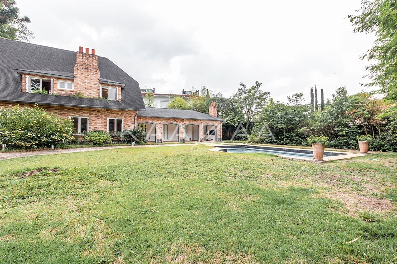 Para esquecer que está em São Paulo. Casa enorme cercada por verde no Real Parque. - Foto 34