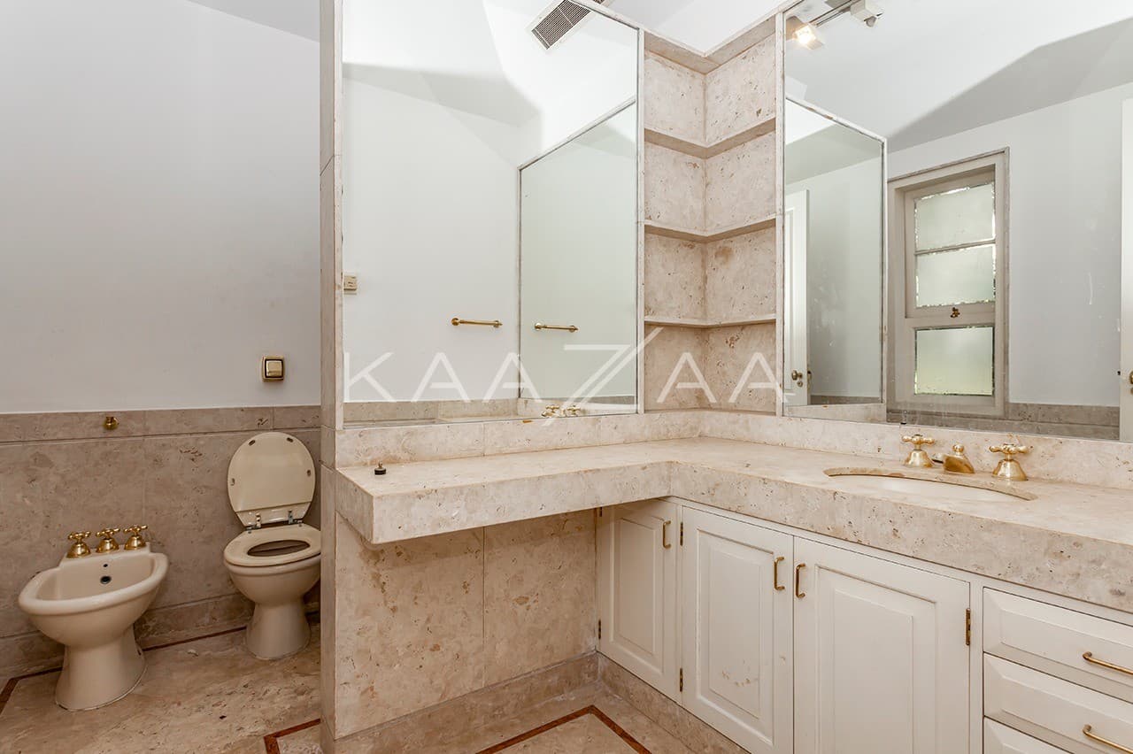 Um jardim tropical em plena Cidade Jardim. Casa com projeto de Marcos Tomanik. - Foto 7