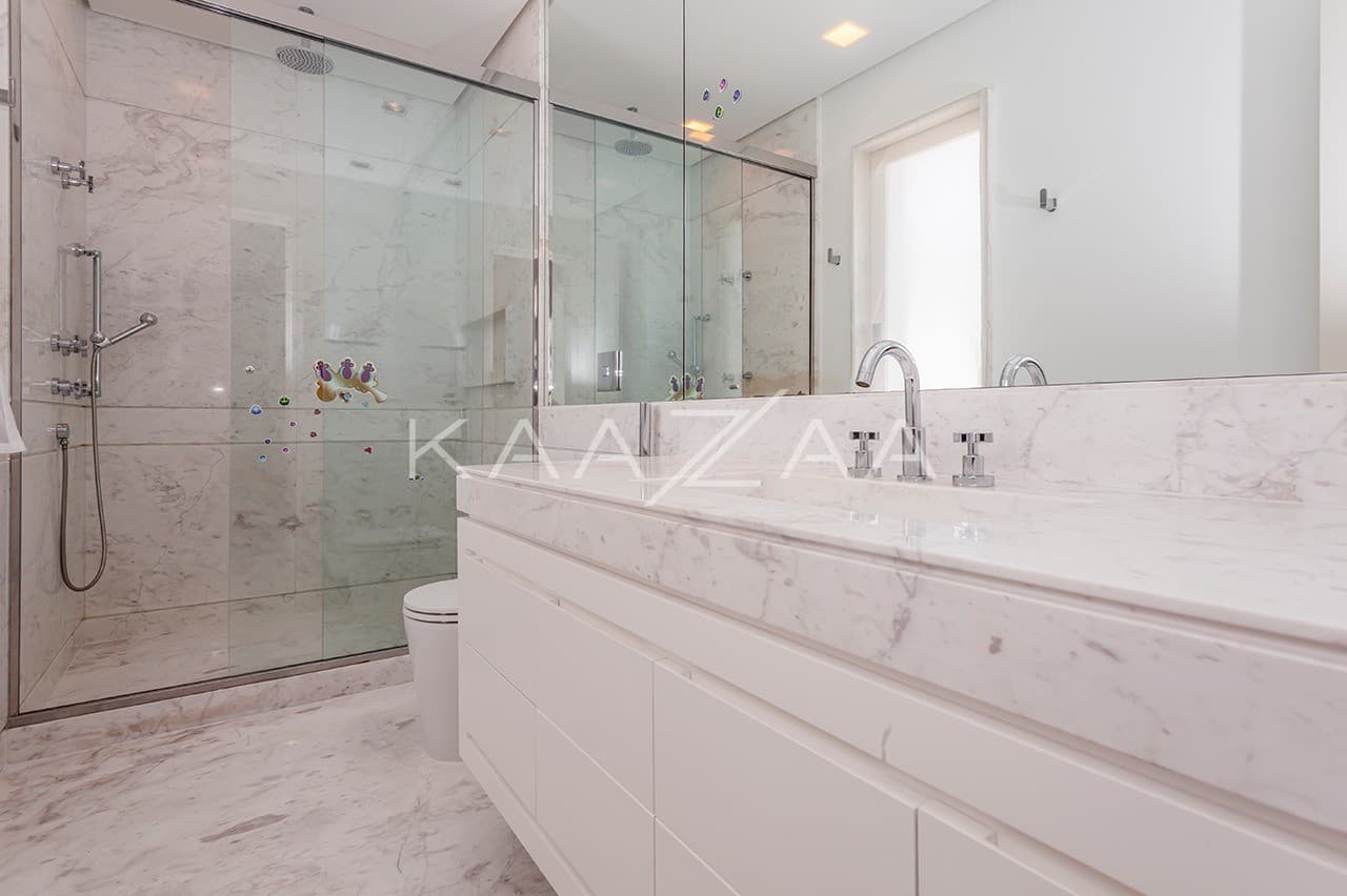 Design clean e acabamentos primorosos nesta casa na Cidade Jardim. - Foto 14