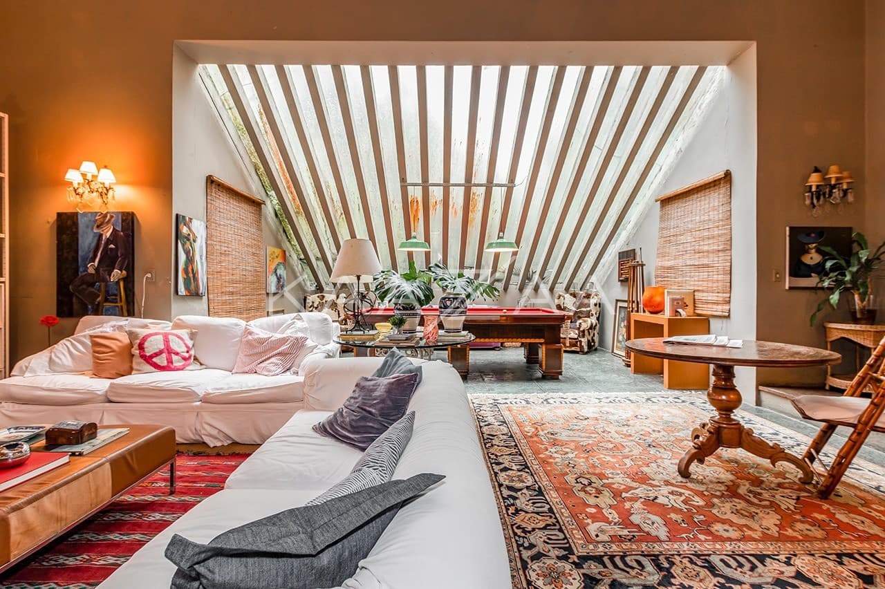 Casa brutalista com projeto arquitetônico singular e muito concreto no Jardim América. - Foto 10