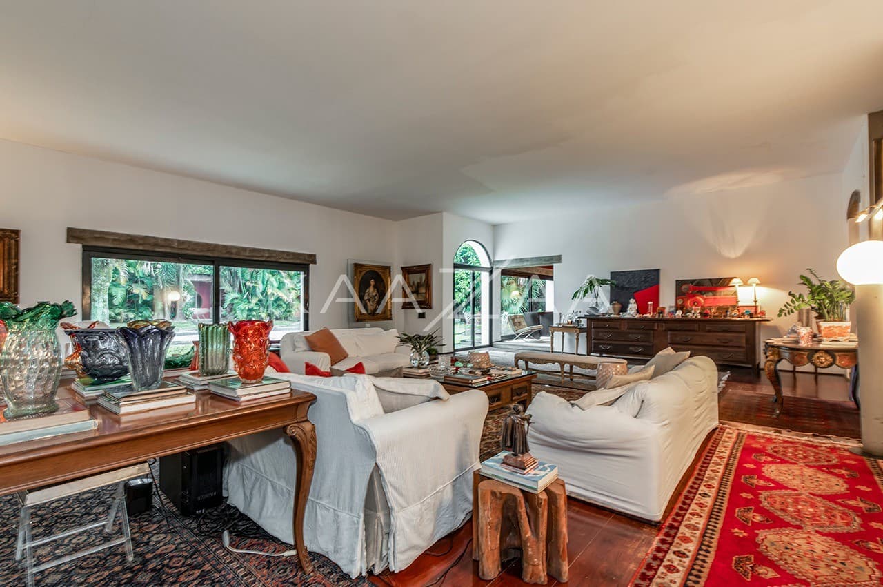 Casa brutalista com projeto arquitetônico singular e muito concreto no Jardim América. - Foto 5