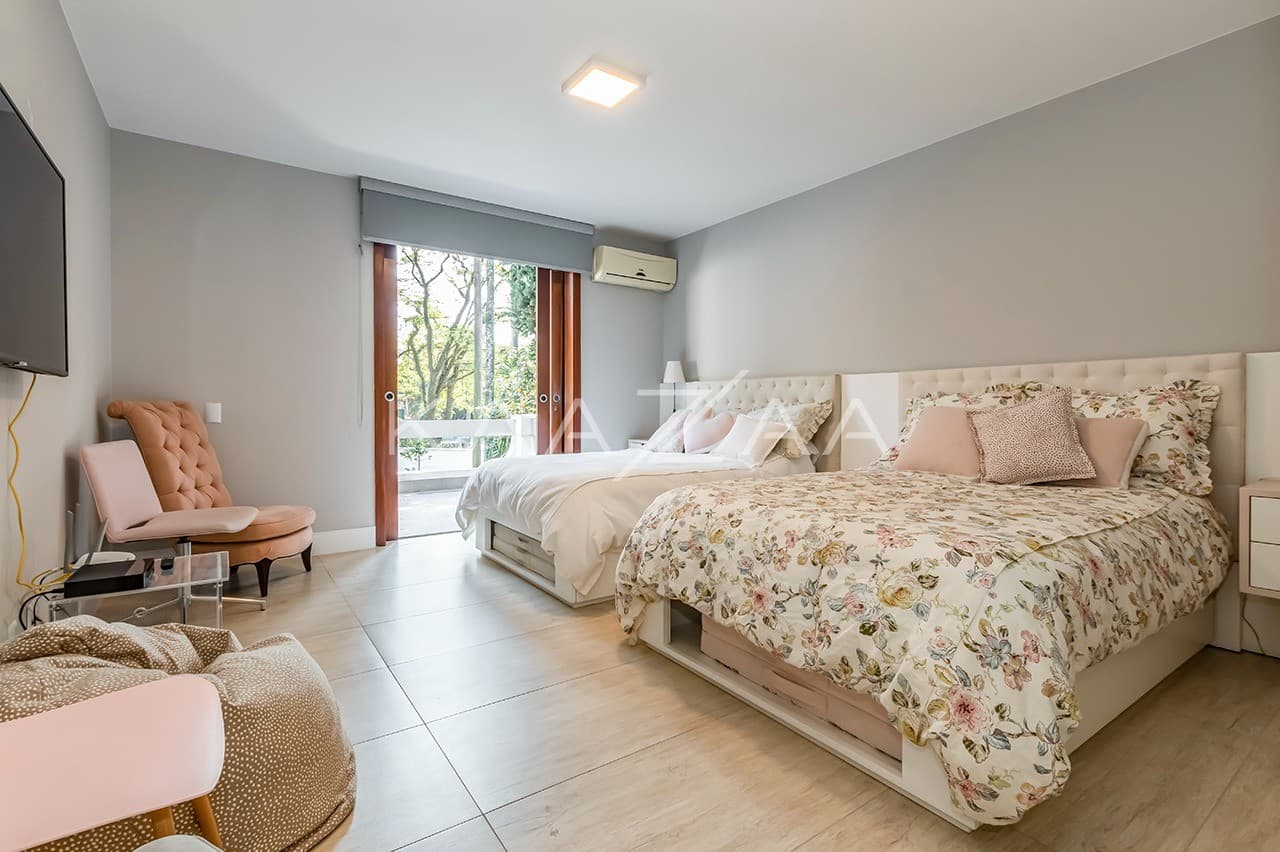 Casa ampla e reformada, com lindos detalhes. Um refúgio natural no meio de SP, no Jardim América. - Foto 17