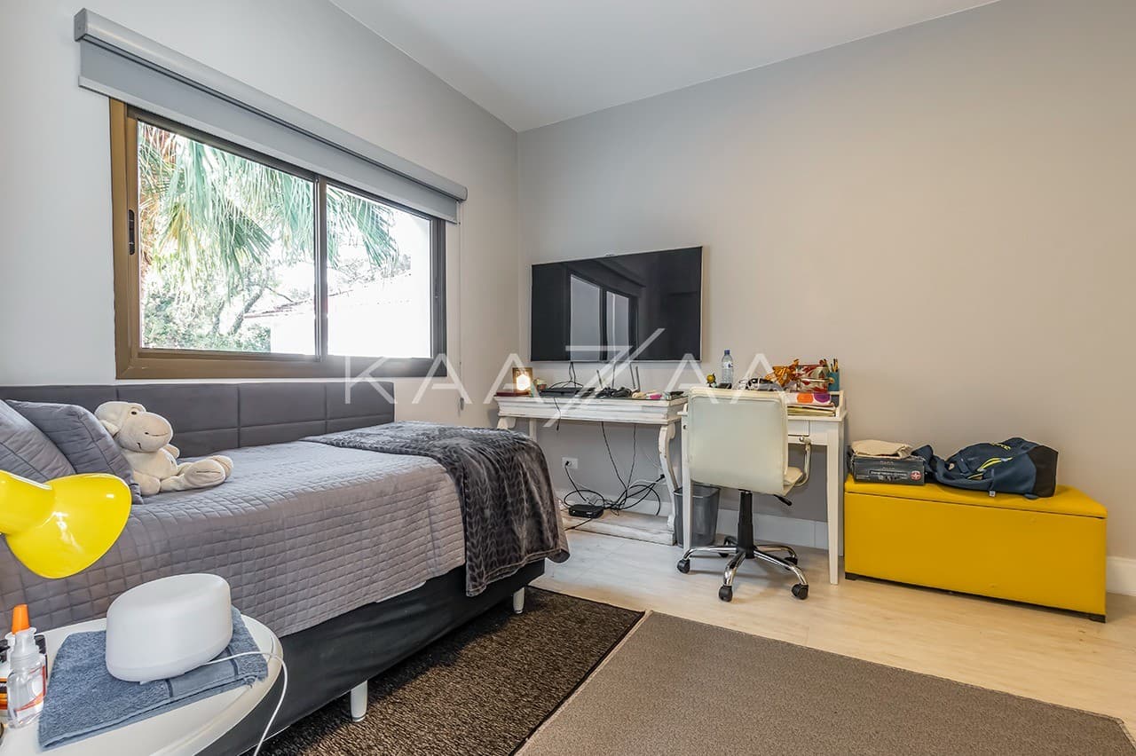 Casa ampla e reformada, com lindos detalhes. Um refúgio natural no meio de SP, no Jardim América. - Foto 23