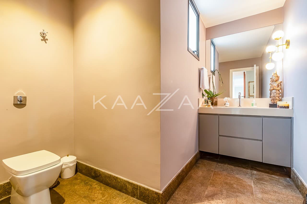 Casa ampla e reformada, com lindos detalhes. Um refúgio natural no meio de SP, no Jardim América. - Foto 11