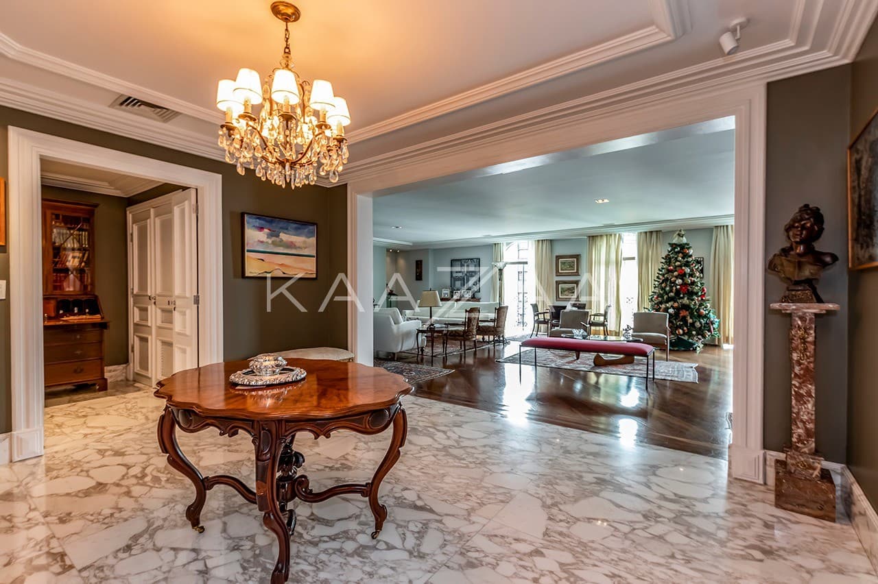 Um living amplo e bem arejado, perfeito para receber. Apartamento no Jardim Paulista. - Foto 7