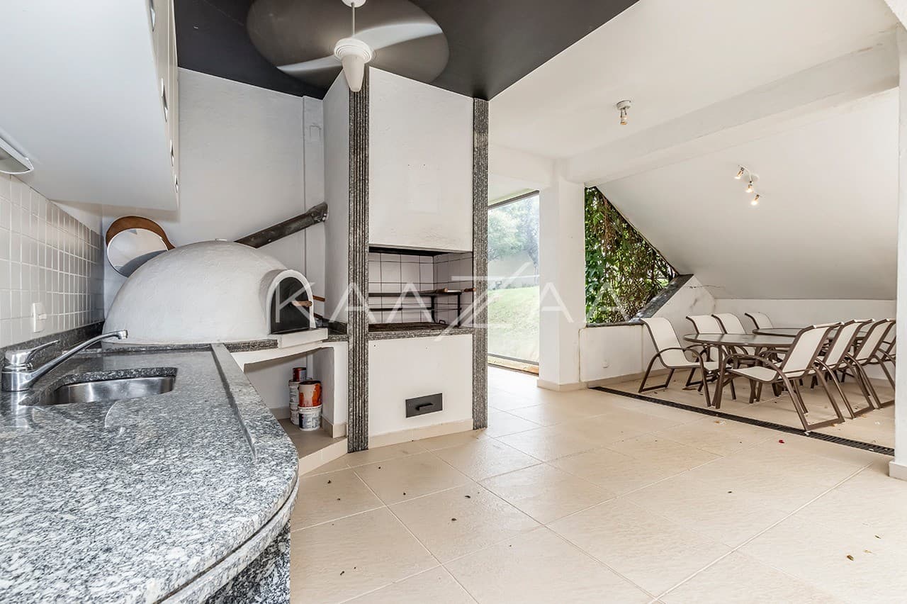 Com estilo próprio e requinte de arquitetura moderna. Casa cheia de lazer em Boaçava. - Foto 7