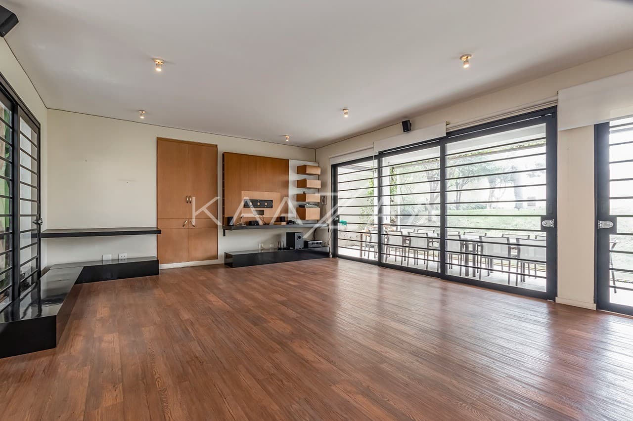 Com estilo próprio e requinte de arquitetura moderna. Casa cheia de lazer em Boaçava. - Foto 33