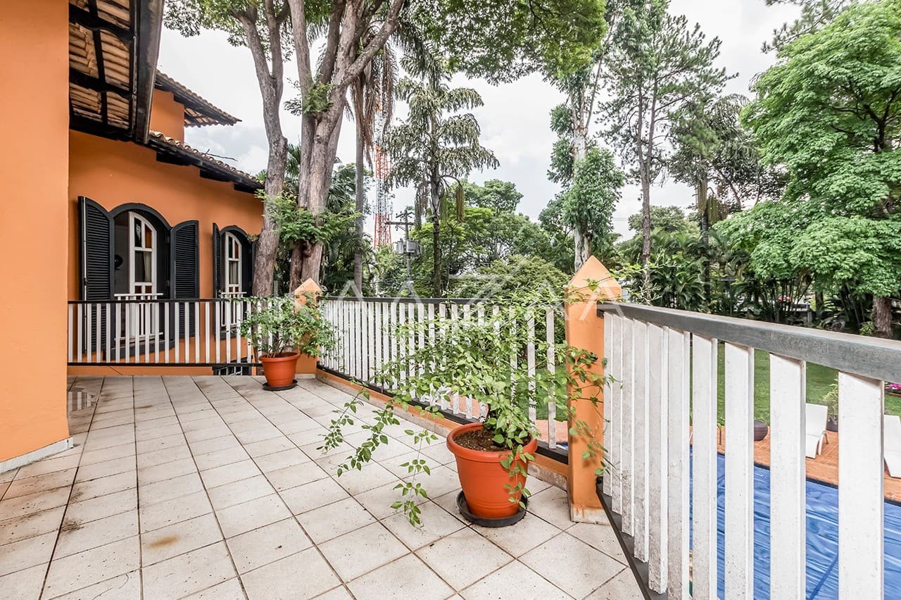 Casa com ares provençais ao lado da praça Panamericana, no Alto de Pinheiros. - Foto 22