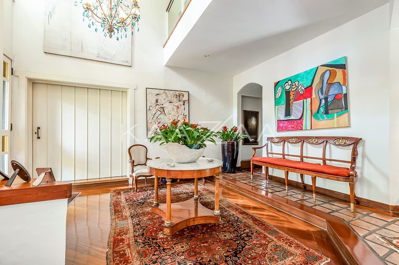 Casa com ares provençais ao lado da praça Panamericana, no Alto de Pinheiros. - Foto 14