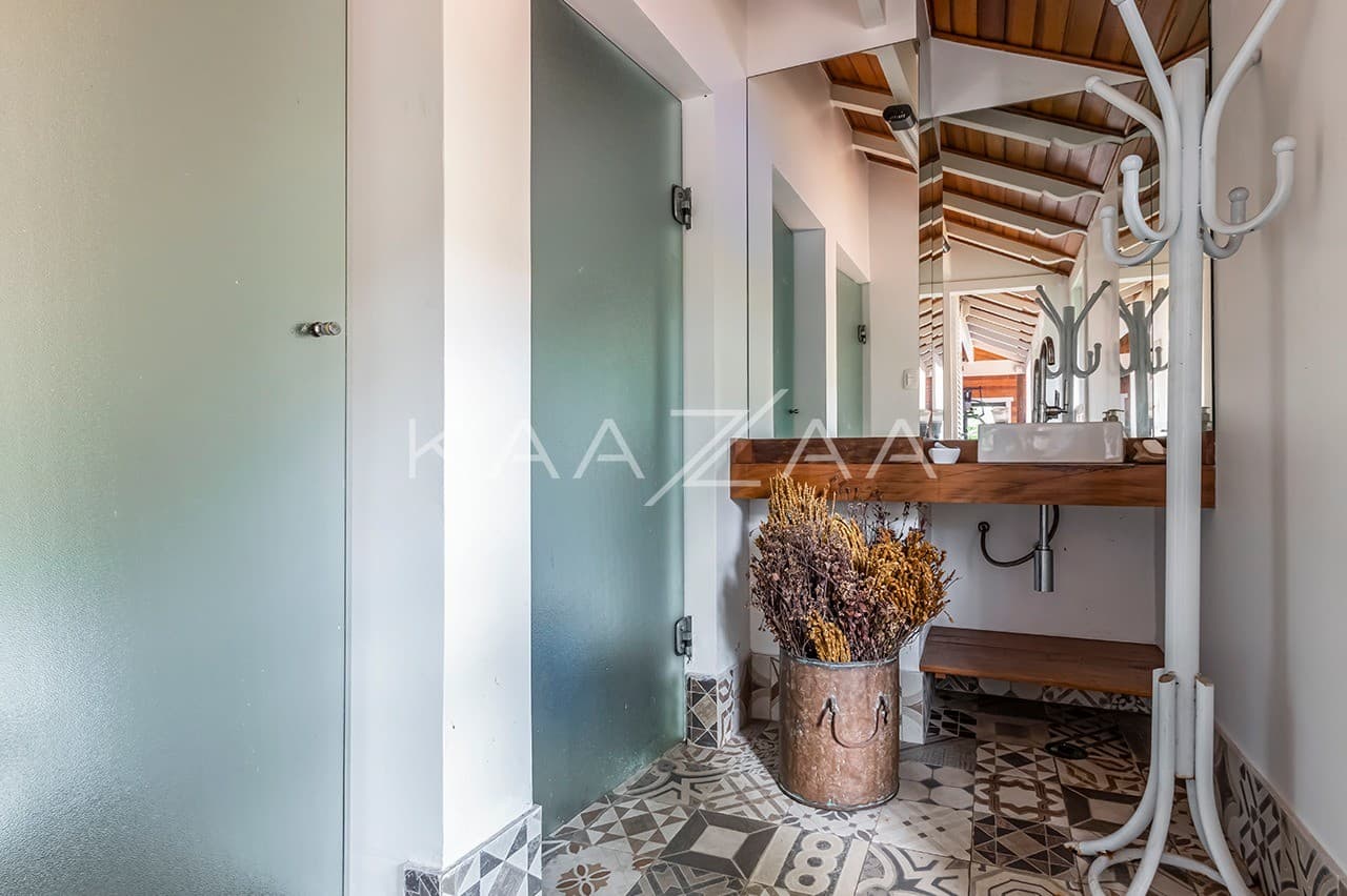 Casa com ares provençais ao lado da praça Panamericana, no Alto de Pinheiros. - Foto 32