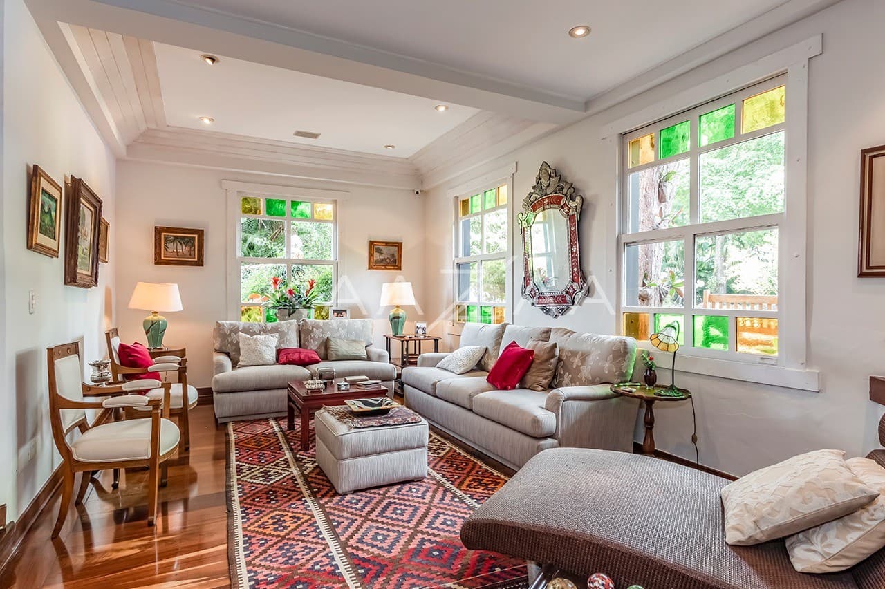 Casa com ares provençais ao lado da praça Panamericana, no Alto de Pinheiros. - Foto 13