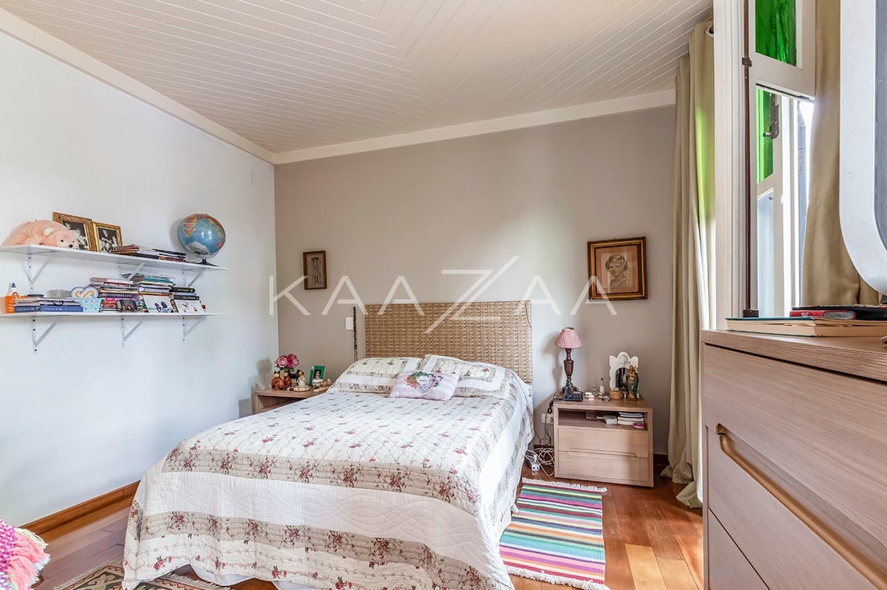 Casa com ares provençais ao lado da praça Panamericana, no Alto de Pinheiros. - Foto 24