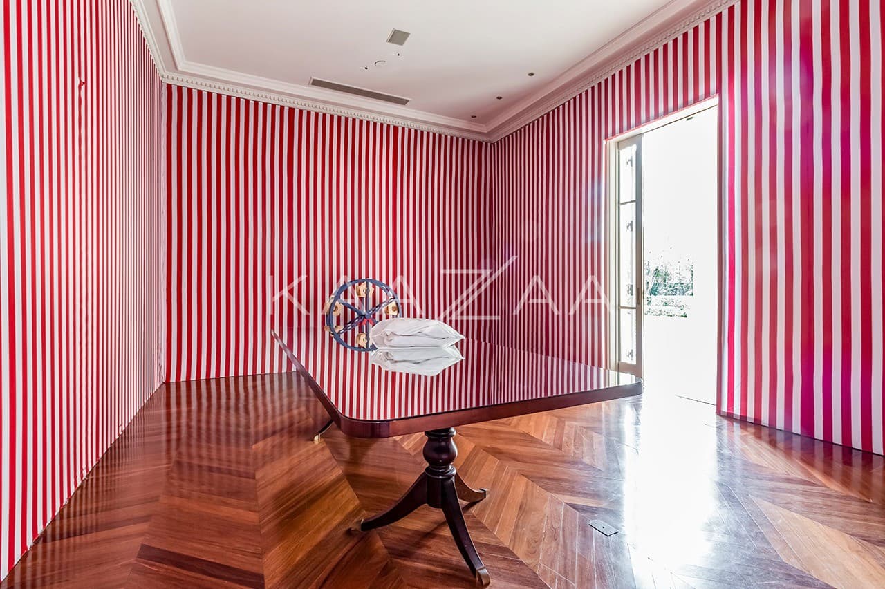 Casa exuberante com jardim e vista verde infinita. Em rua sossegada no Real Parque. - Foto 12