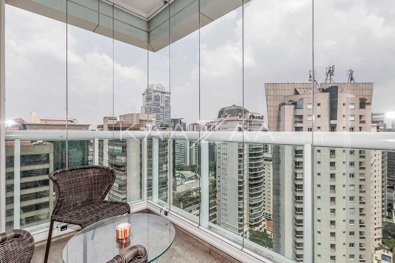 Aqui a sofisticação e infra estrutura são implacáveis. Belíssimo apartamento no Itaim Bibi. - Foto 18