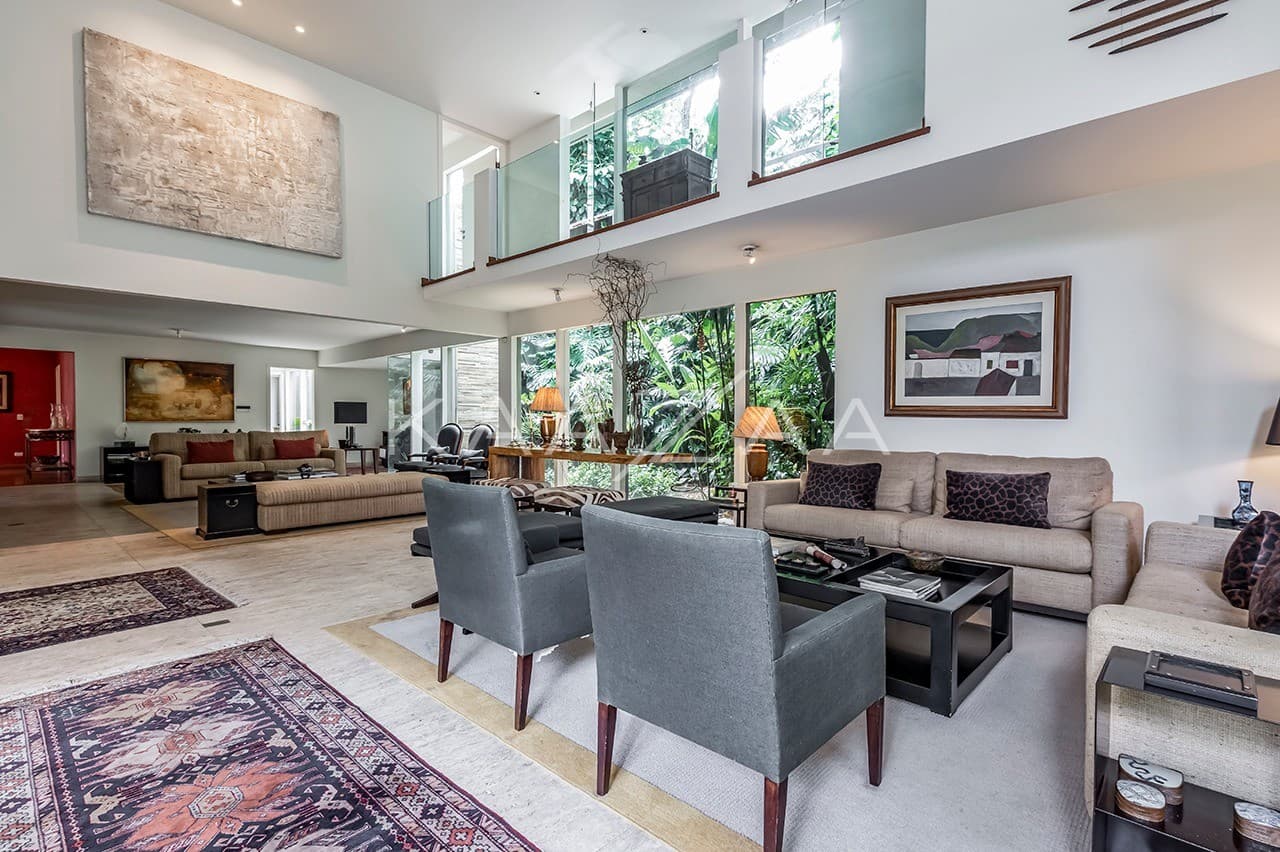 Um projeto autêntico, com espaços reformados e bem planejados. Casa triplex no Jardim Guedala. - Foto 9