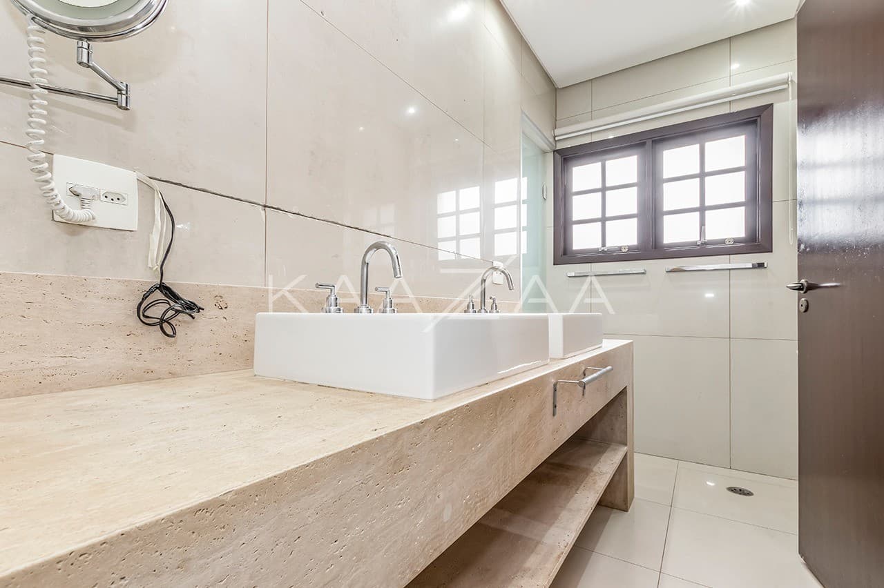 Belíssima casa reformada no Jardim Paulistano. Em ótima localização, a poucos metros da Faria Lima. - Foto 34