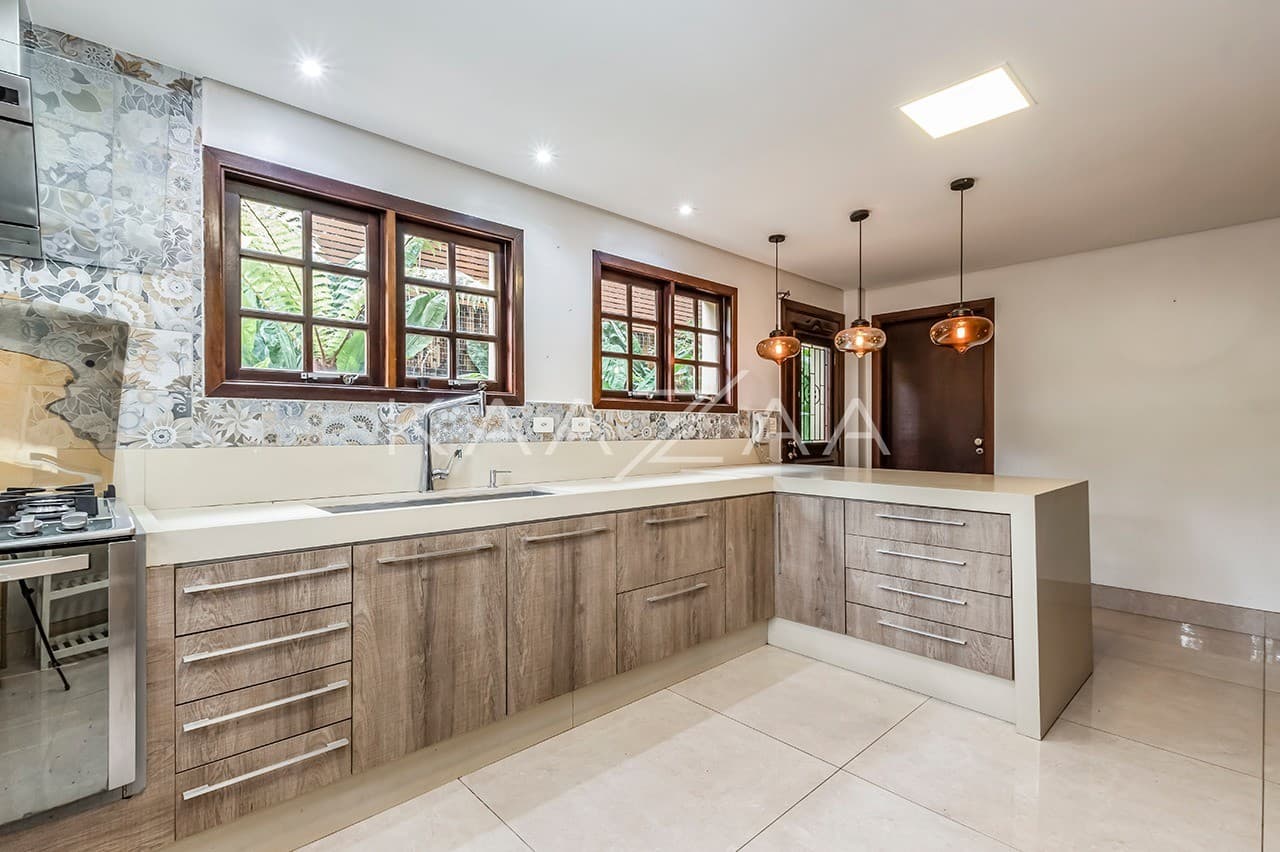 Belíssima casa reformada no Jardim Paulistano. Em ótima localização, a poucos metros da Faria Lima. - Foto 25