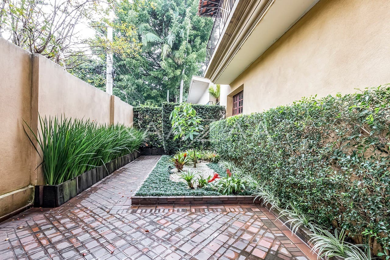 Belíssima casa reformada no Jardim Paulistano. Em ótima localização, a poucos metros da Faria Lima. - Foto 7